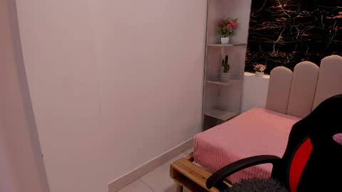 raven_loove online show from 14, 3, 2026