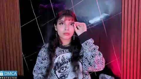 raven_rox_ online show from 25, 11, 2025