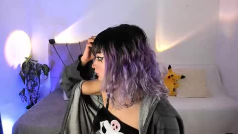 ravencollen online show from 7, 11, 2025