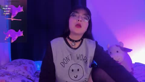 Snapshot of ravendark_666 chatting on 28, 11, 2025 Raven online show from 28, 11, 2025