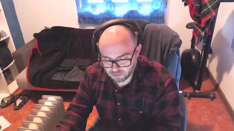 Snapshot of ravingr3d3 chatting on 3, 3, 2025 ravingr3d3 online show from 3, 3, 2025