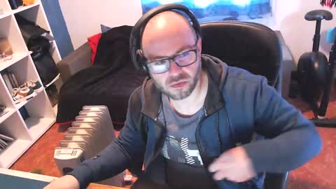 Snapshot of ravingr3d3 chatting on 4, 3, 2025 ravingr3d3 online show from 4, 3, 2025