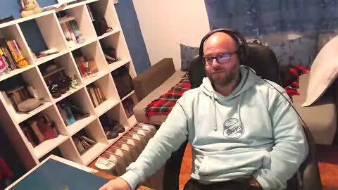 Snapshot of ravingr3d3 chatting on 9, 3, 2025 ravingr3d3 online show from 9, 3, 2025