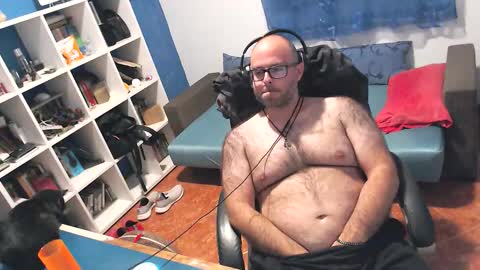 Snapshot of ravingr3d3 chatting on 12, 9, 2025 ravingr3d3 online show from 12, 9, 2025