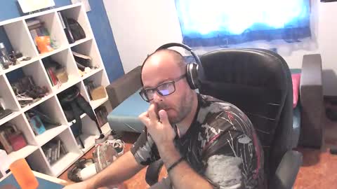 Snapshot of ravingr3d3 chatting on 16, 9, 2025 ravingr3d3 online show from 16, 9, 2025