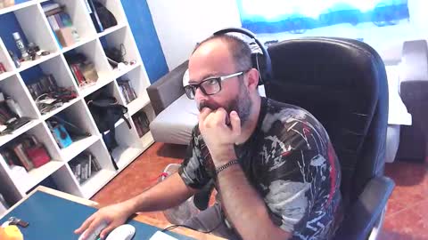 Snapshot of ravingr3d3 chatting on 3, 10, 2025 ravingr3d3 online show from 3, 10, 2025