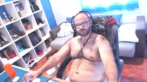 Snapshot of ravingr3d3 chatting on 6, 10, 2025 ravingr3d3 online show from 6, 10, 2025