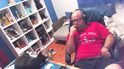 Snapshot of ravingr3d3 chatting on 8, 10, 2025 ravingr3d3 online show from 8, 10, 2025