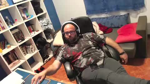 ravingr3d3 online show from 22, 4, 2026