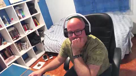 ravingr3d3 online show from 24, 4, 2026