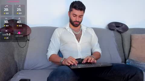 Snapshot of rawadam chatting on 24, 1, 2025 Adam online show from 24, 1, 2025