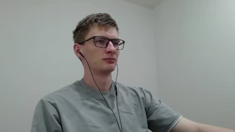 Snapshot of ray_booy chatting on 18, 7, 2026 Ray Booy online show from 18, 7, 2026