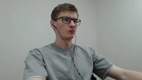 Snapshot of ray_booy chatting on 22, 7, 2026 Ray Booy online show from 22, 7, 2026