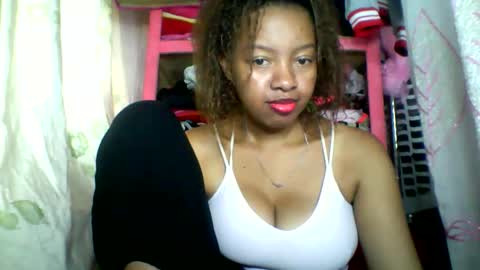 Snapshot of rayana_69 chatting on 9, 5, 2026 rayana_69 online show from 9, 5, 2026