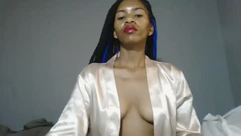 Snapshot of rayannae chatting on 3, 2, 2026 rayannae online show from 3, 2, 2026