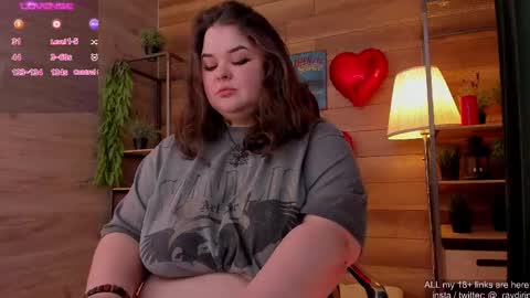 Snapshot of raydirin chatting on 8, 3, 2025 Ray online show from 8, 3, 2025