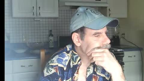 Snapshot of raylene4u2 chatting on 12, 6, 2026 Ray online show from 12, 6, 2026