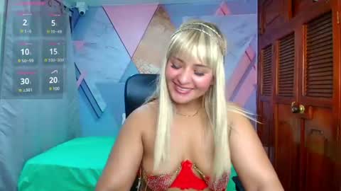 raylin_escobar online show from 28, 7, 2026