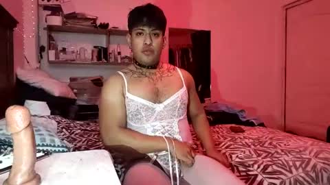Snapshot of rayuwur chatting on 12, 10, 2025 Ray online show from 12, 10, 2025
