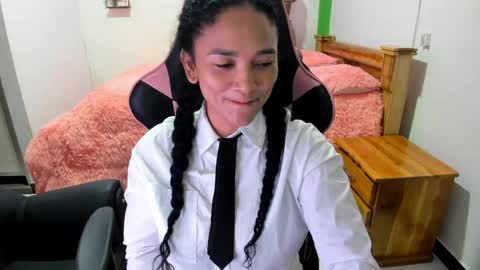 Danna online show from 4, 4, 2026