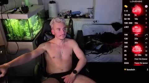 Rayzel online show from 13, 3, 2026