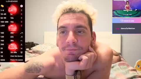Snapshot of rayzel_white chatting on 13, 7, 2026 Rayzel White online show from 13, 7, 2026