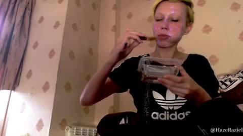  Yrriel Strife Candy-Demon Caveboy mr. Cringe   online show from 14, 9, 2025