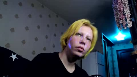 Snapshot of raziel_haze chatting on 29, 3, 2026 Yrriel Strife Candy-Demon Caveboy mr. Cringe online show from 29, 3, 2026