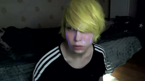 Snapshot of raziel_haze chatting on 7, 4, 2026 Yrriel Strife Candy-Demon Caveboy mr. Cringe online show from 7, 4, 2026