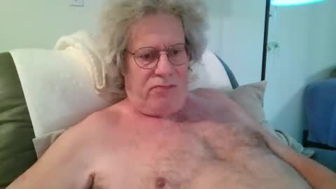 mickey95003 online show from 8, 3, 2026