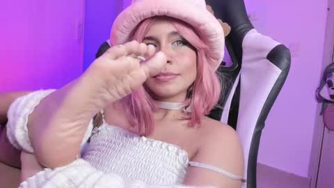 Snapshot of rea_winry chatting on 9, 3, 2025 Rea online show from 9, 3, 2025