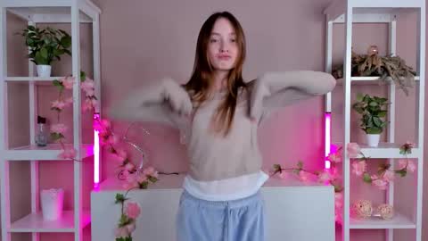 Sandy online show from 8, 10, 2025