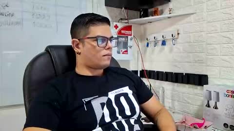 Snapshot of realjoel chatting on 31, 3, 2026 Joel online show from 31, 3, 2026