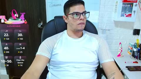 Snapshot of realjoel chatting on 8, 4, 2026 Joel online show from 8, 4, 2026