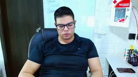 Snapshot of realjoel chatting on 16, 4, 2026 Joel online show from 16, 4, 2026