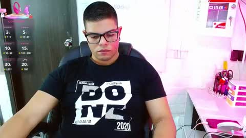 Snapshot of realjoel chatting on 26, 4, 2026 Joel online show from 26, 4, 2026