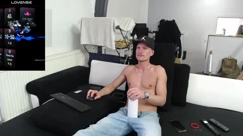 Ask me online show from 14, 12, 2024