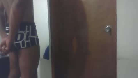 Snapshot of realmenol24k chatting on 7, 2, 2026 SexyFlacko online show from 7, 2, 2026