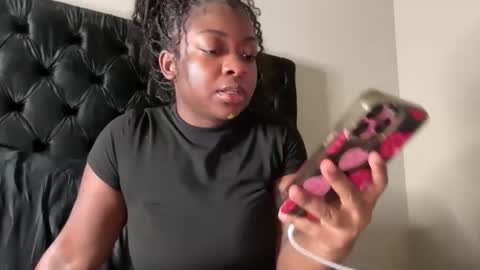 amourmyway online show from 6, 1, 2026