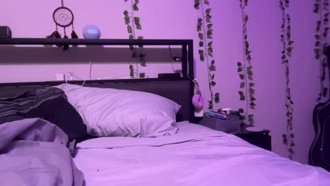 Preston  Stella online show from 18, 1, 2025