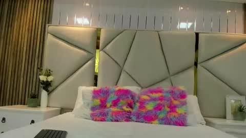 Rebeca online show from 11, 10, 2025