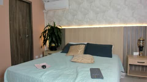 I invite you to my birthday on November 3th  online show from 20, 4, 2026