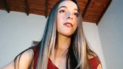 Snapshot of rebecca_johonsonn chatting on 9, 9, 2025 Becca Johnsoon online show from 9, 9, 2025