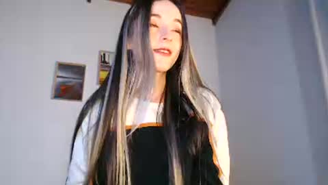 Snapshot of rebecca_johonsonn chatting on 1, 2, 2026 Becca Johnsoon online show from 1, 2, 2026