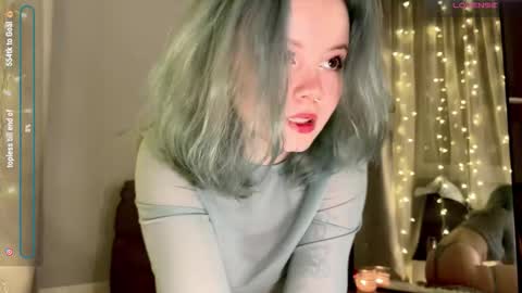 Rebecca Nikson online show from 8, 11, 2025