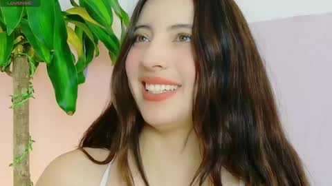 rebeccawhite_meow online show from 7, 6, 2026