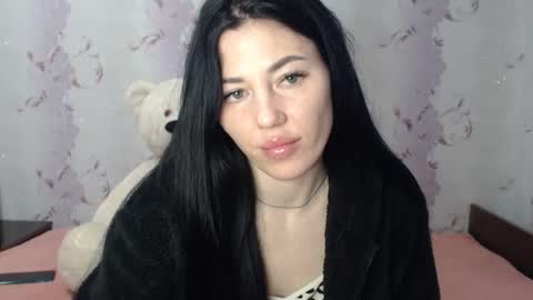 Snapshot of rebeka_08 chatting on 28, 11, 2025 Rebeka 08 online show from 28, 11, 2025