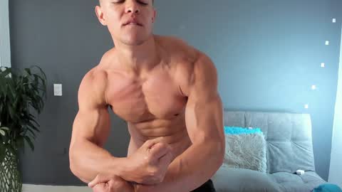 twitter REECET26 instagram RECCETAYLOR online show from 1, 2, 2025