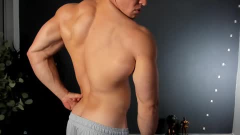 twitter REECET26 instagram RECCETAYLOR online show from 22, 2, 2025