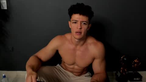 twitter REECET26 instagram RECCETAYLOR online show from 23, 2, 2025